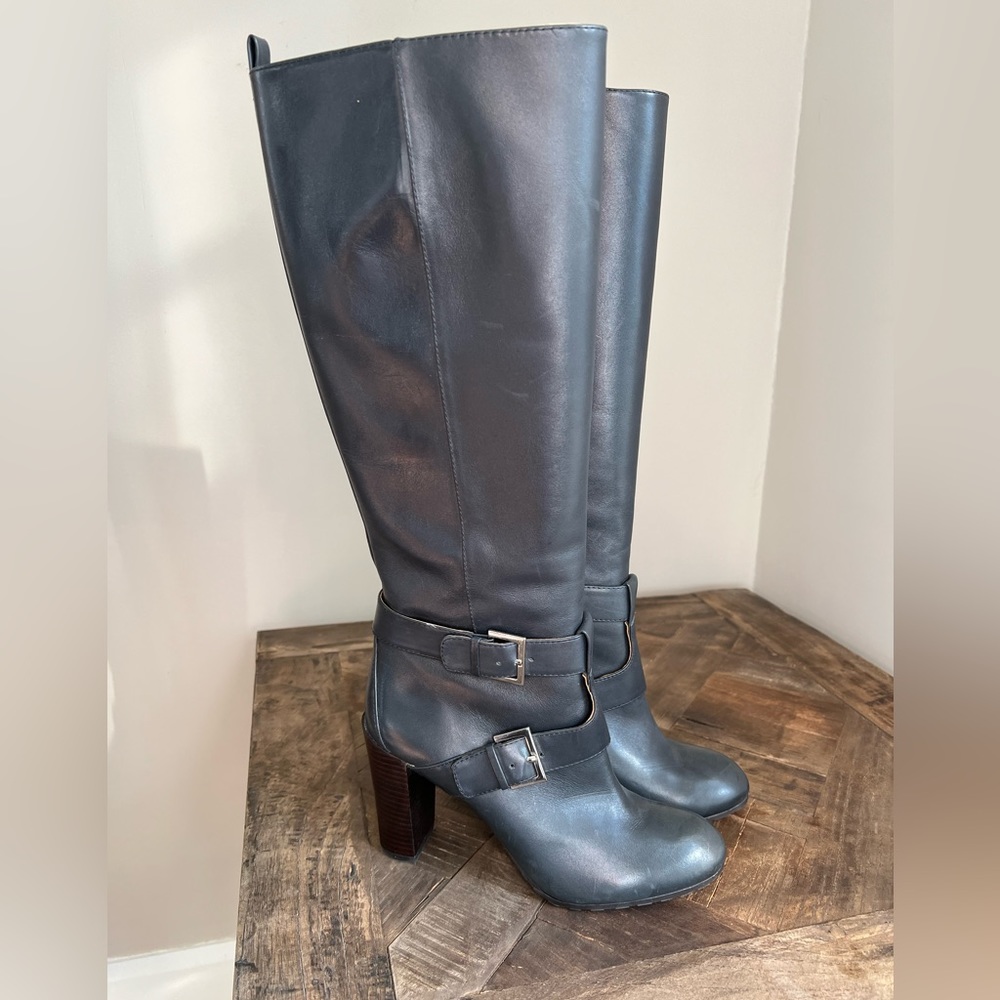 Nine West buckle boots in navy, size 7 1/2